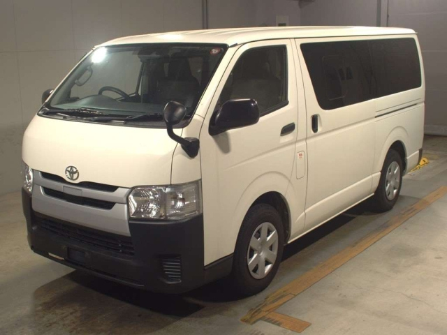 TOYOTA REGIUS ACE VAN 2019