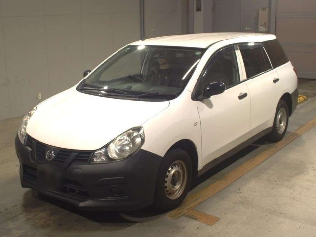 NISSAN AD