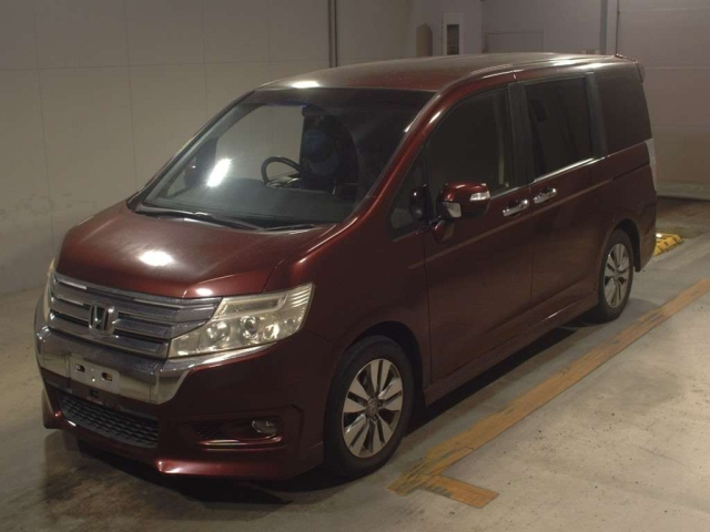 HONDA STEP WAGON 2012