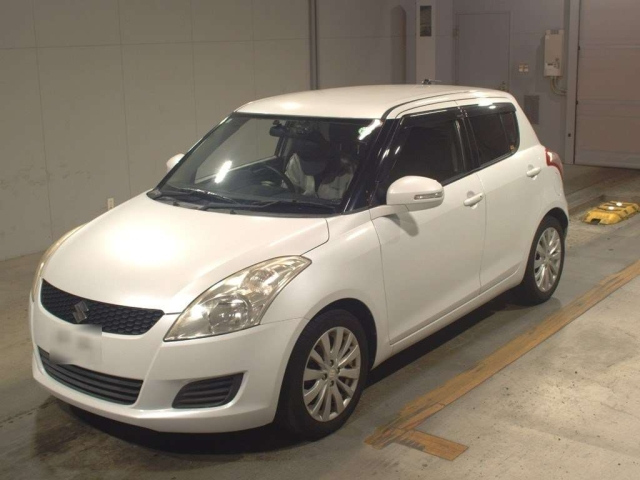 SUZUKI SWIFT 2012
