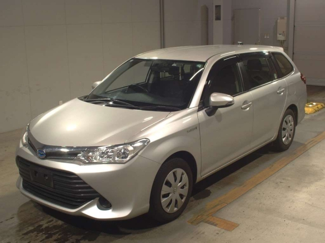 TOYOTA COROLLA FIELDER 2016