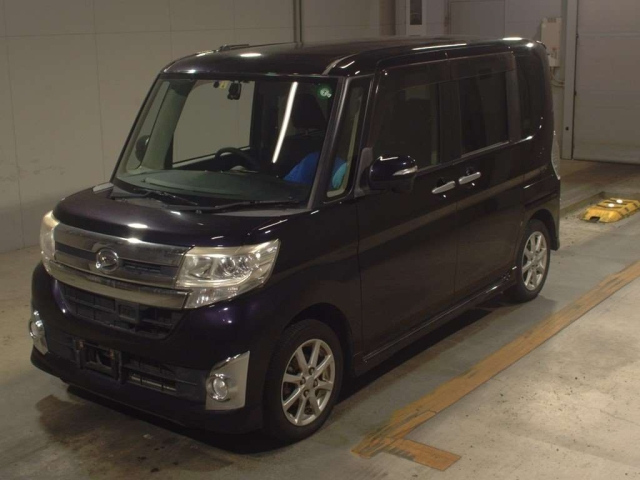 DAIHATSU TANTO 2014