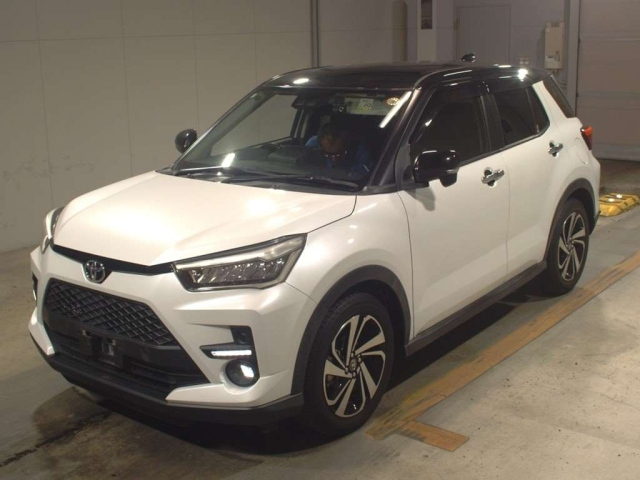 TOYOTA RAIZE 2021