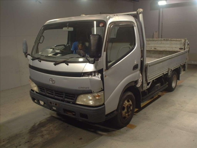 TOYOTA DYNA 2005