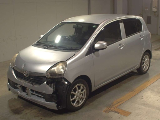 TOYOTA PIXIS EPOCH 2014