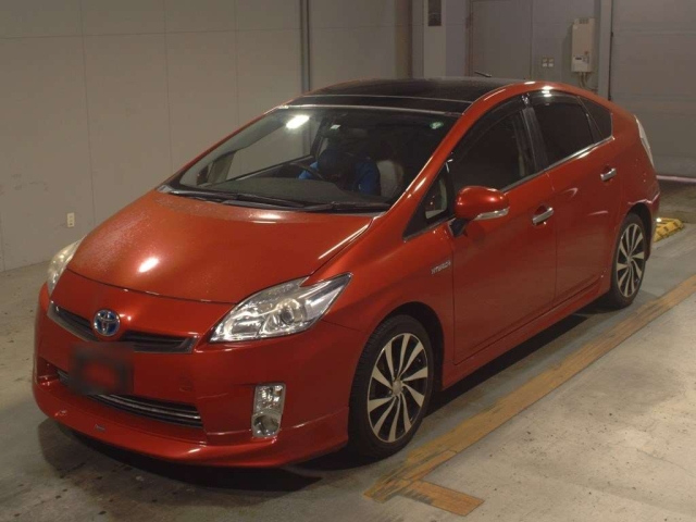 TOYOTA PRIUS