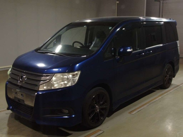 HONDA STEP WAGON 2010