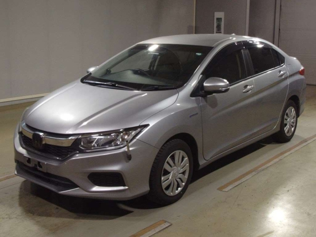 HONDA GRACE 2019