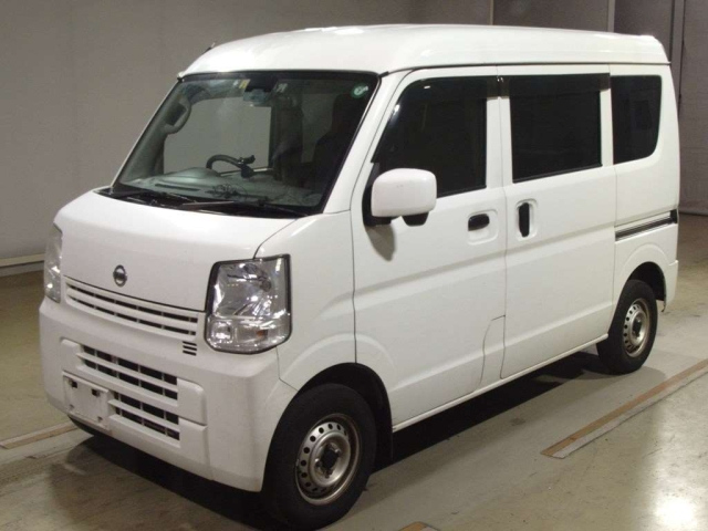 NISSAN CLIPPER VAN