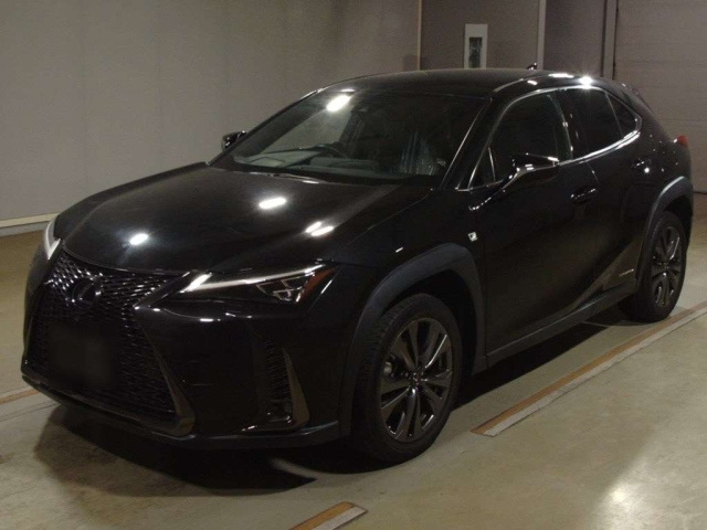 LEXUS UX 2020