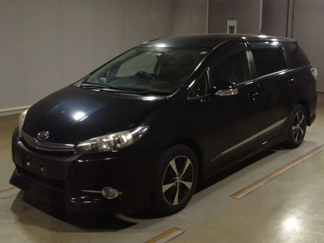 TOYOTA WISH 2012