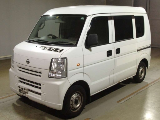 NISSAN CLIPPER VAN 2015