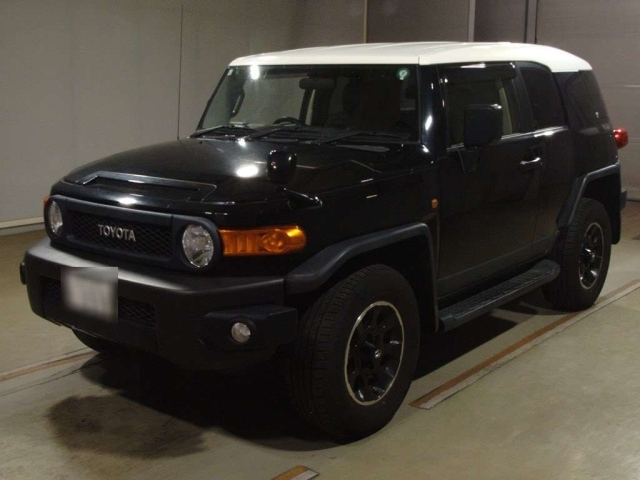 TOYOTA FJ CRUISER 2015