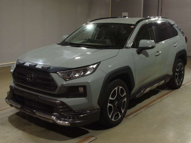 TOYOTA RAV4 2020