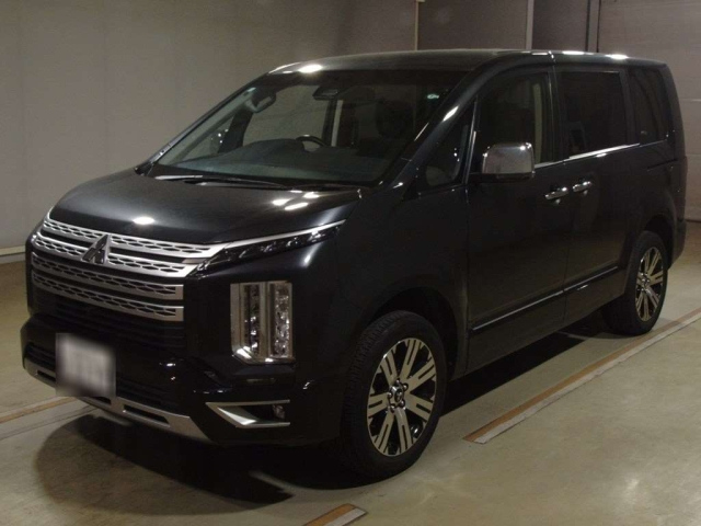 MITSUBISHI DELICA D5