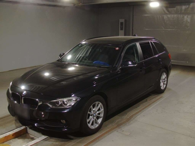 BMW 3 SERIES 2012