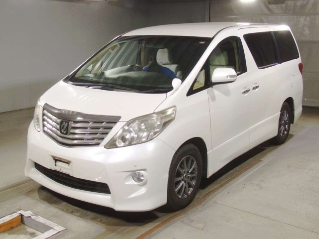 TOYOTA ALPHARD 2010