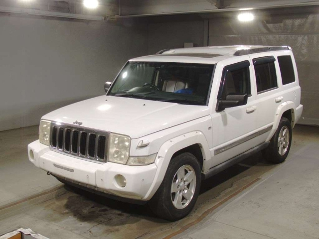 CHRYSLER JEEP COMMANDER