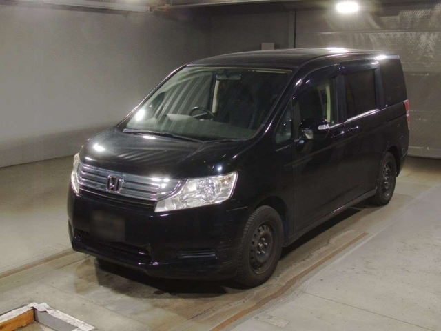 HONDA STEP WAGON 2011