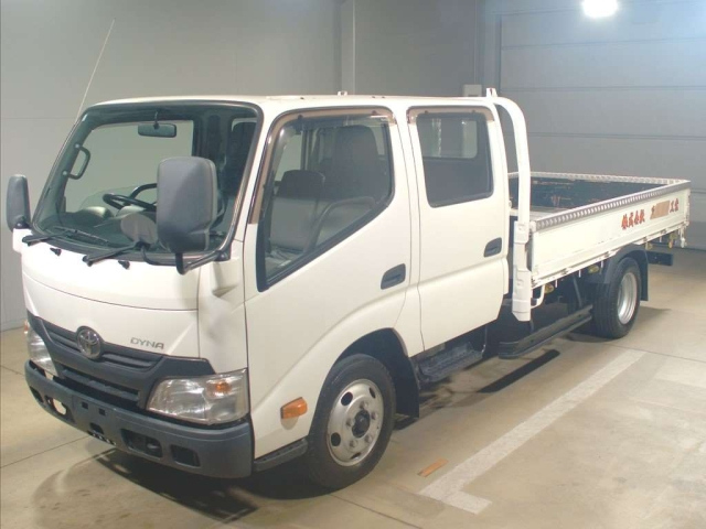 TOYOTA DYNA 2015