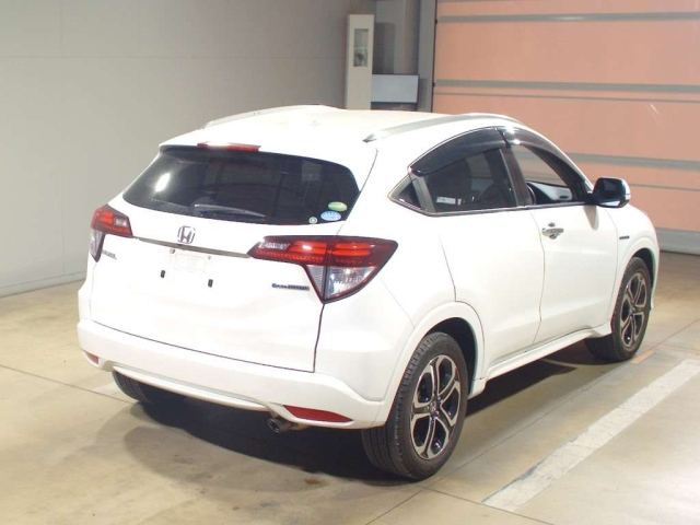 HONDA VEZEL 2013