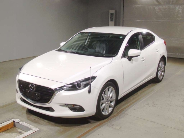 MAZDA AXELA 2018