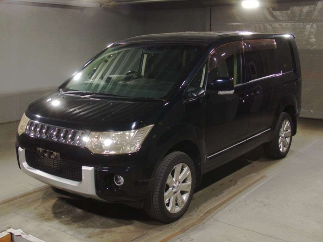 MITSUBISHI DELICA D5 2008