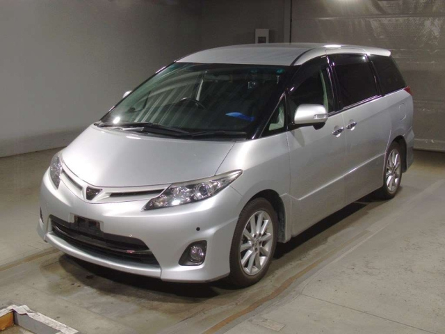 TOYOTA ESTIMA 2009