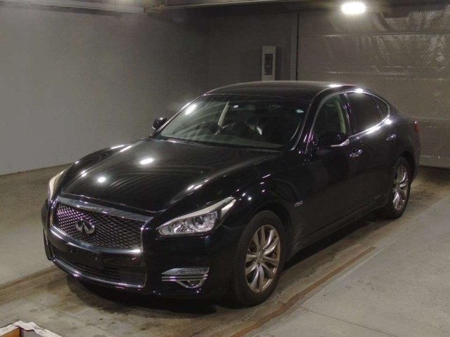 NISSAN FUGA 2016