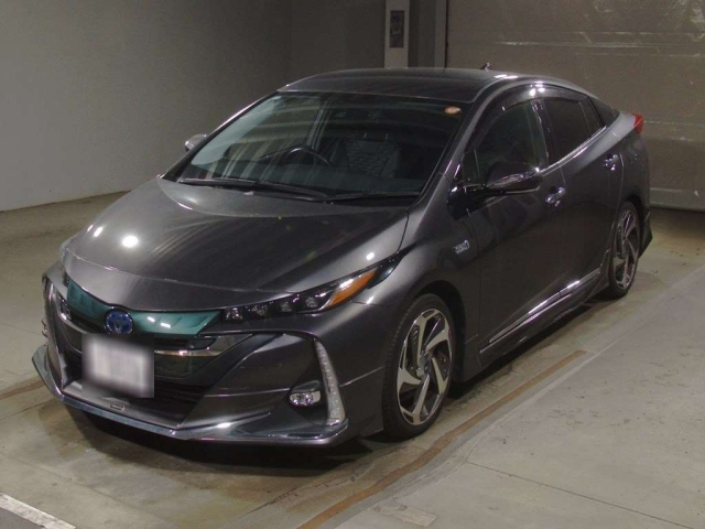 TOYOTA PRIUS PHV 2018
