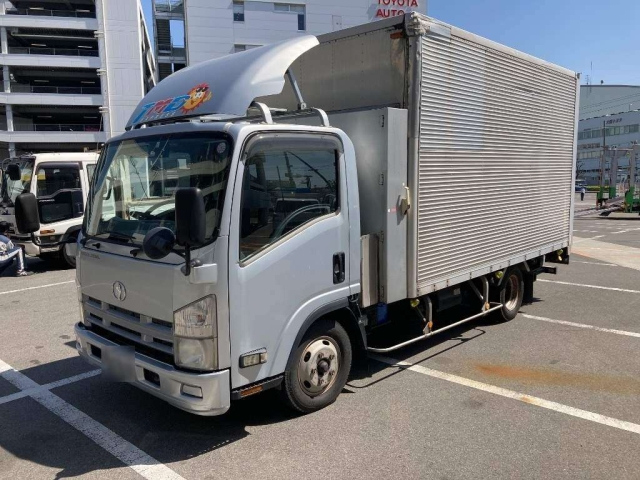 NISSAN CONDOR 2008