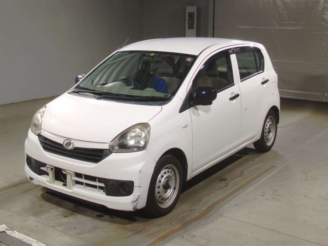 DAIHATSU MIRA E S 2014