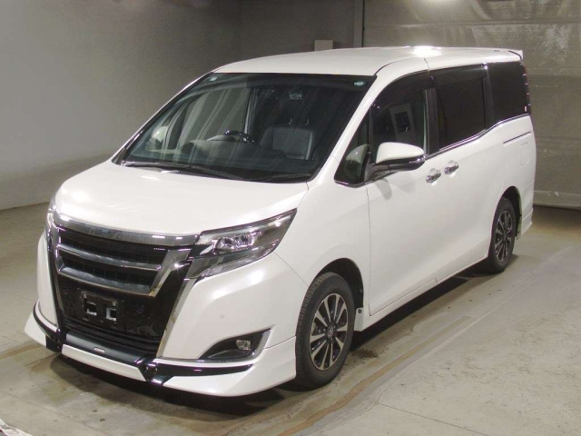 TOYOTA ESQUIRE 2020