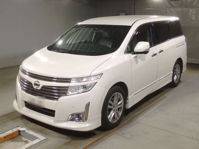 NISSAN ELGRAND 2010