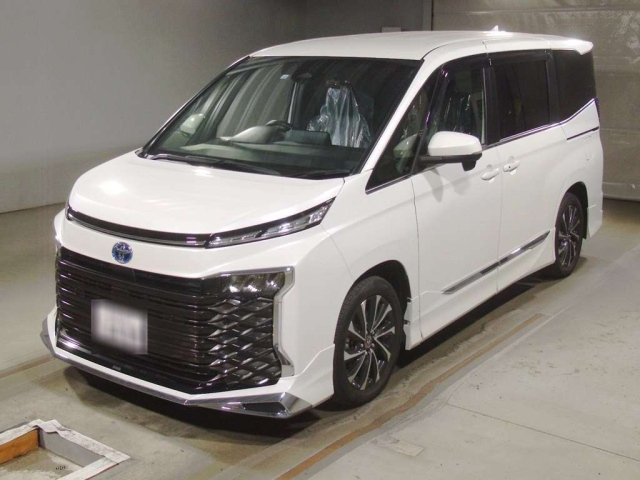 TOYOTA VOXY 2022