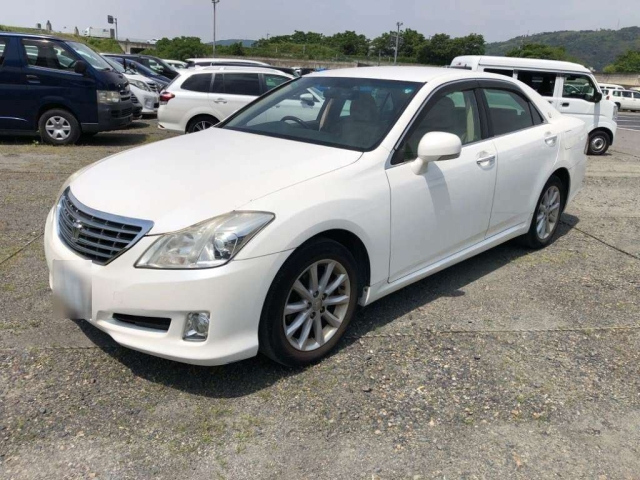 TOYOTA CROWN 2009