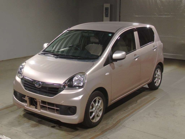 DAIHATSU MIRA E S 2015