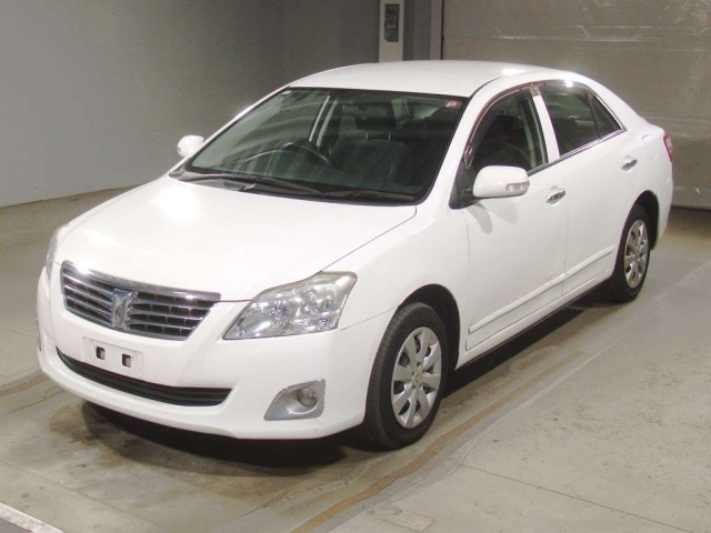 TOYOTA PREMIO 2010