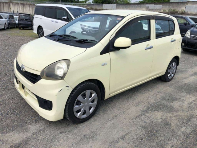 TOYOTA PIXIS EPOCH 2014