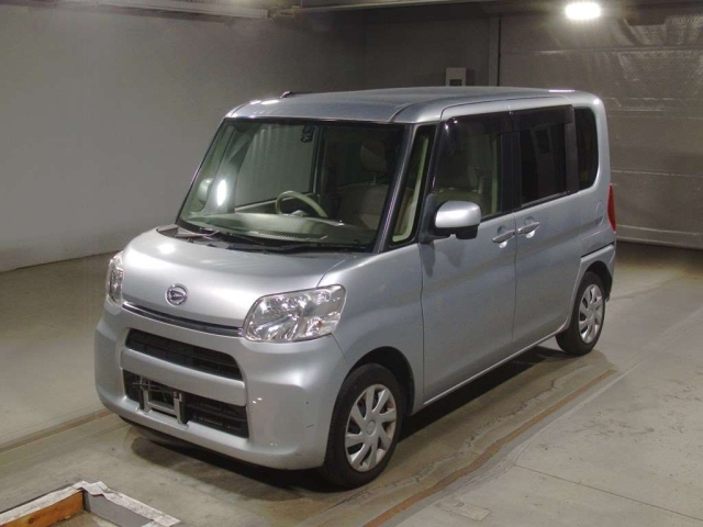 DAIHATSU TANTO 2016
