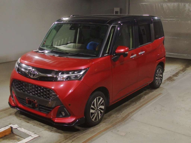 TOYOTA TANK 2018