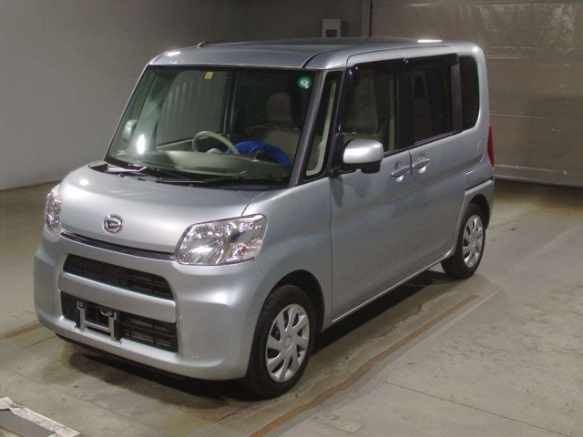 DAIHATSU TANTO 2016