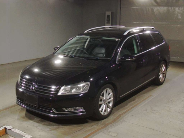 VOLKSWAGEN PASSAT VARIANT 2014