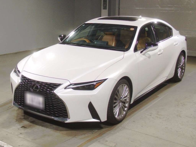 LEXUS IS 2022