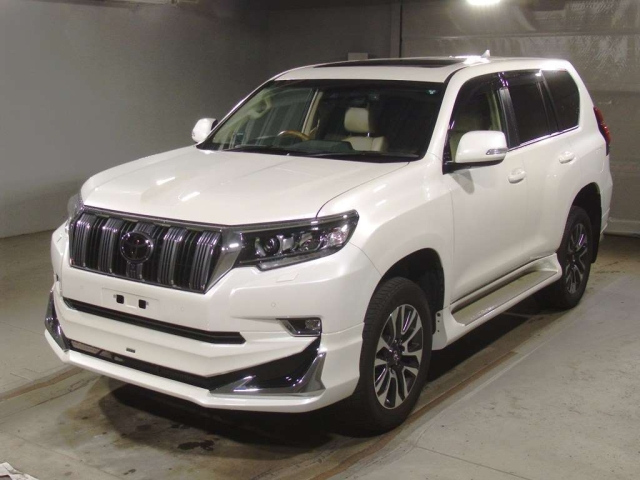 TOYOTA LAND CRUISER PRADO 2023