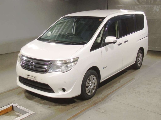 NISSAN SERENA 2014