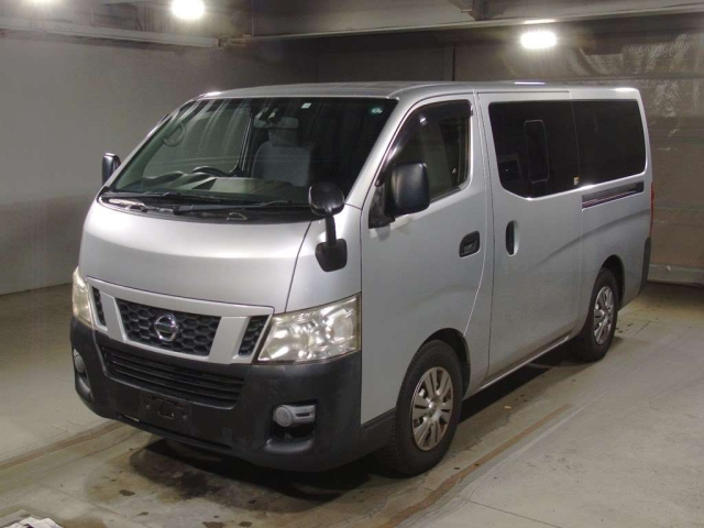 NISSAN CARAVAN 2016