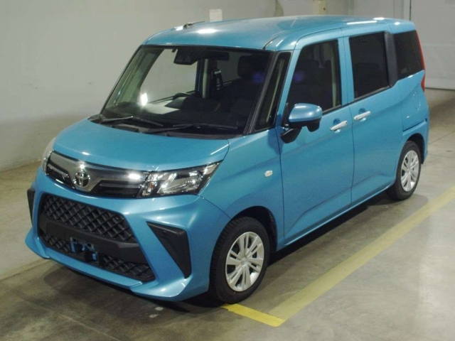 TOYOTA ROOMY 2022
