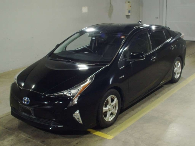TOYOTA PRIUS 2016