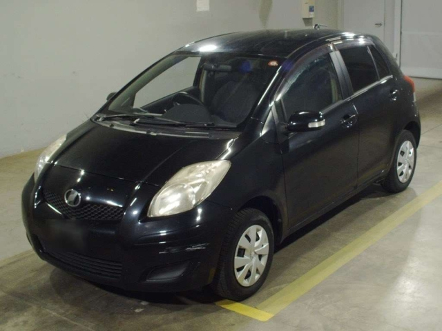 TOYOTA VITZ 2009